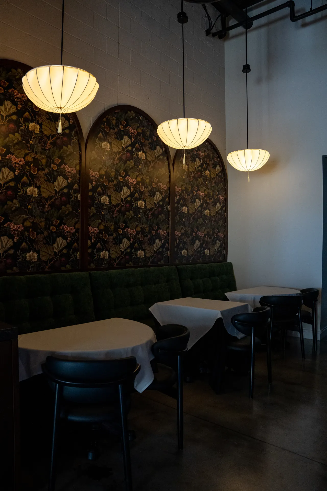 The Dining Room at Lilli in Las Vegas Chinatown